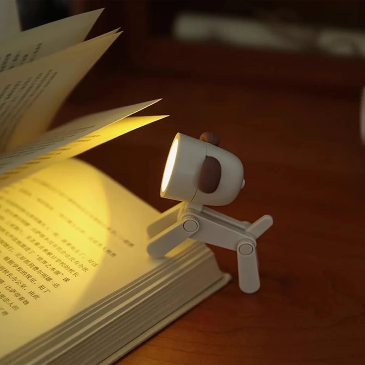Mini Portable Desk Lamp with Random Angle Rotation & Free Bending Design Small Dog Night Light New Model Plastic Crafts
